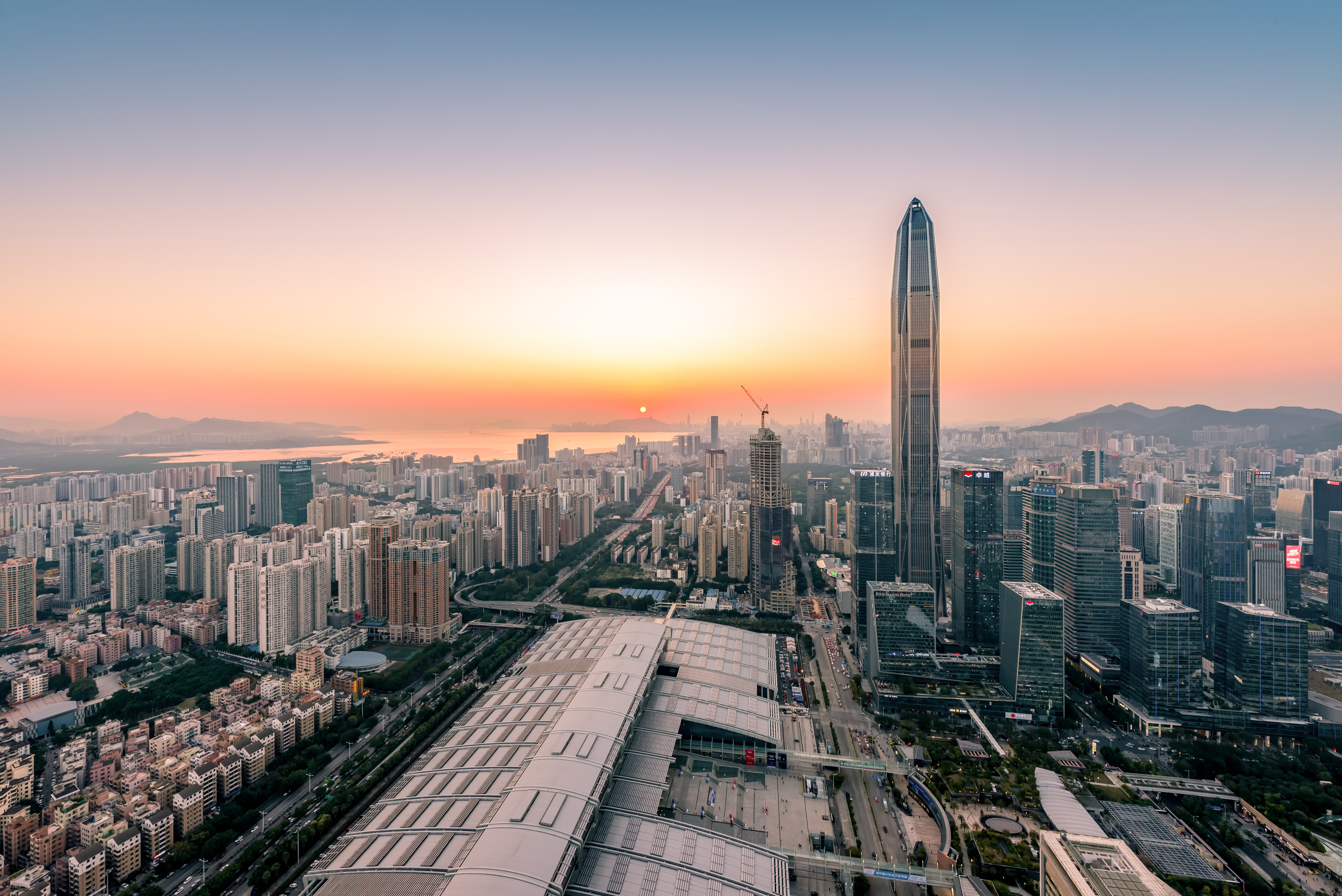 深圳商报 | yp街机·电子董事长兼CEO陈宁： 推动深港创新企业合作